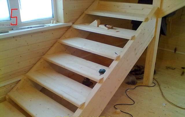 Как построить лестницу на второй этаж своими руками на даче - инструкция
