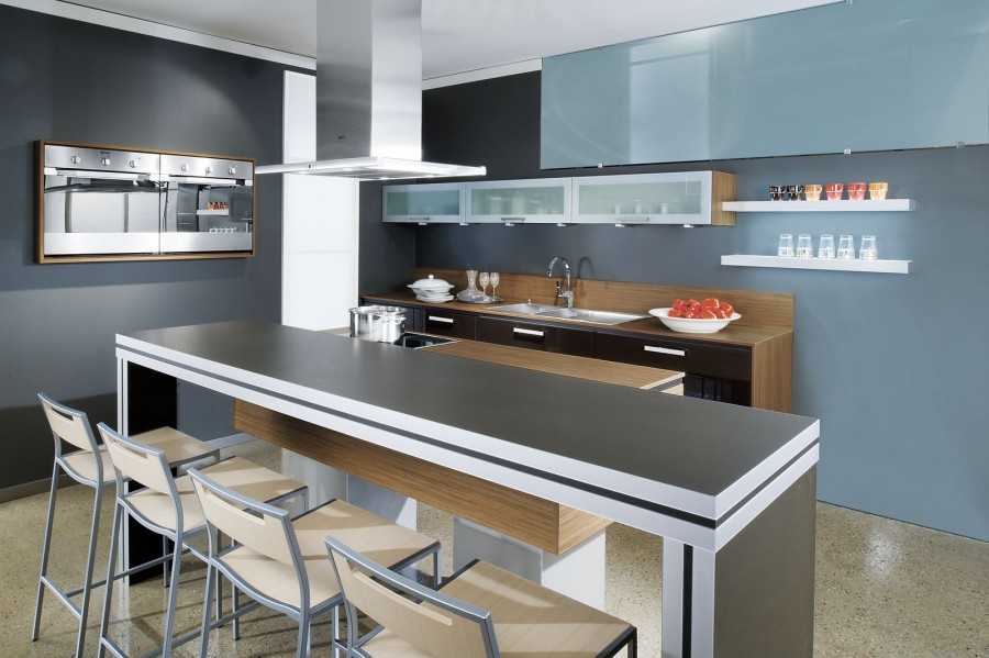 Кухня в стиле хай-тек: 40 фото интерьеров и гид по дизайну