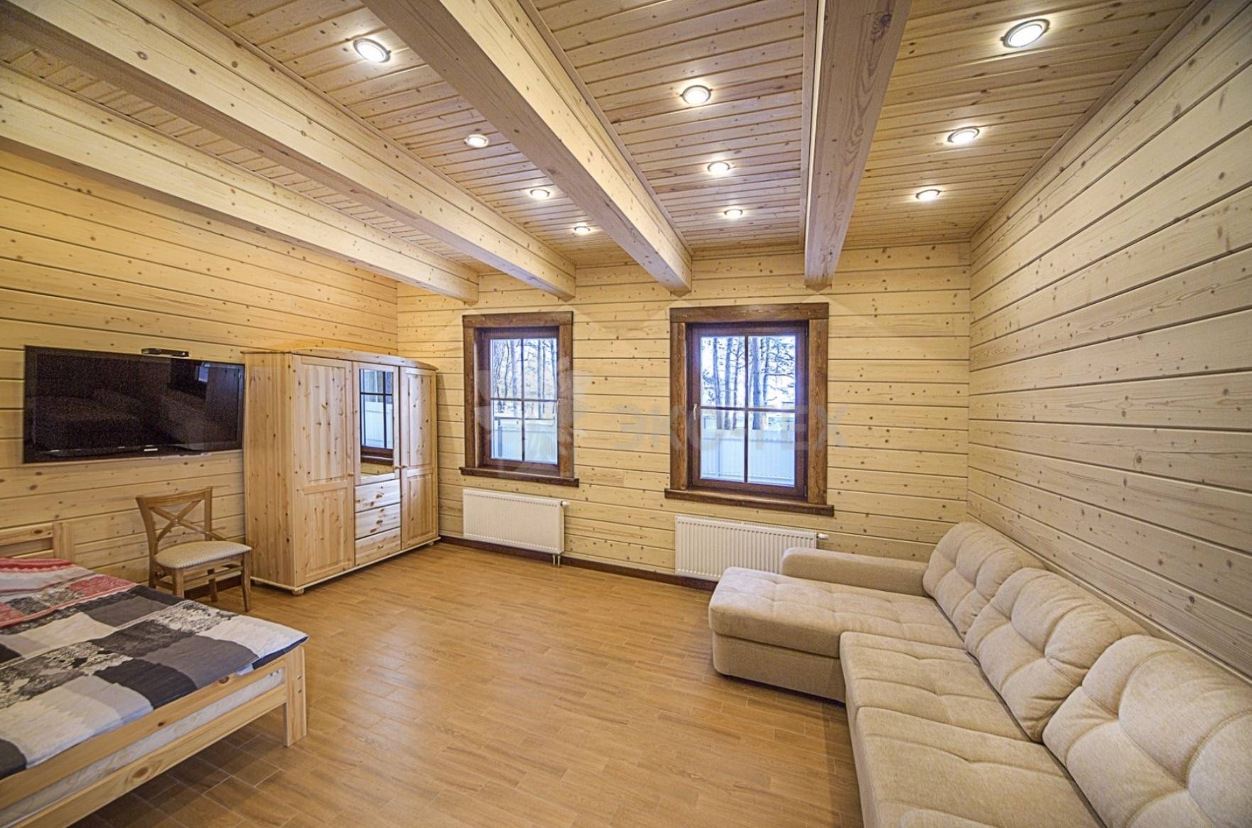 Внутренняя отделка деревянного дома: обшивка стен, отделка потолков, устройство пола, фото разных вариантов отделки