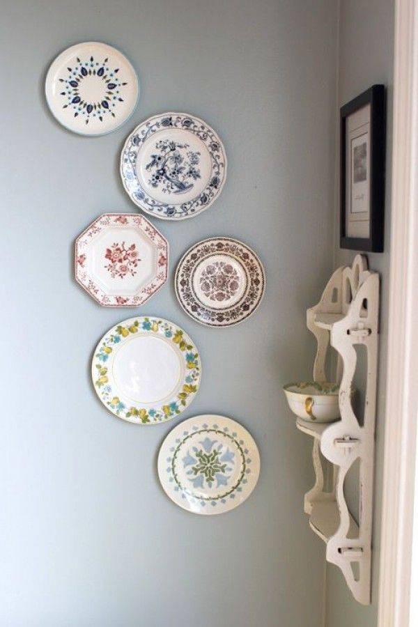 Декоративные тарелки на стену: роспись своими руками в стиле прованс и хохлома