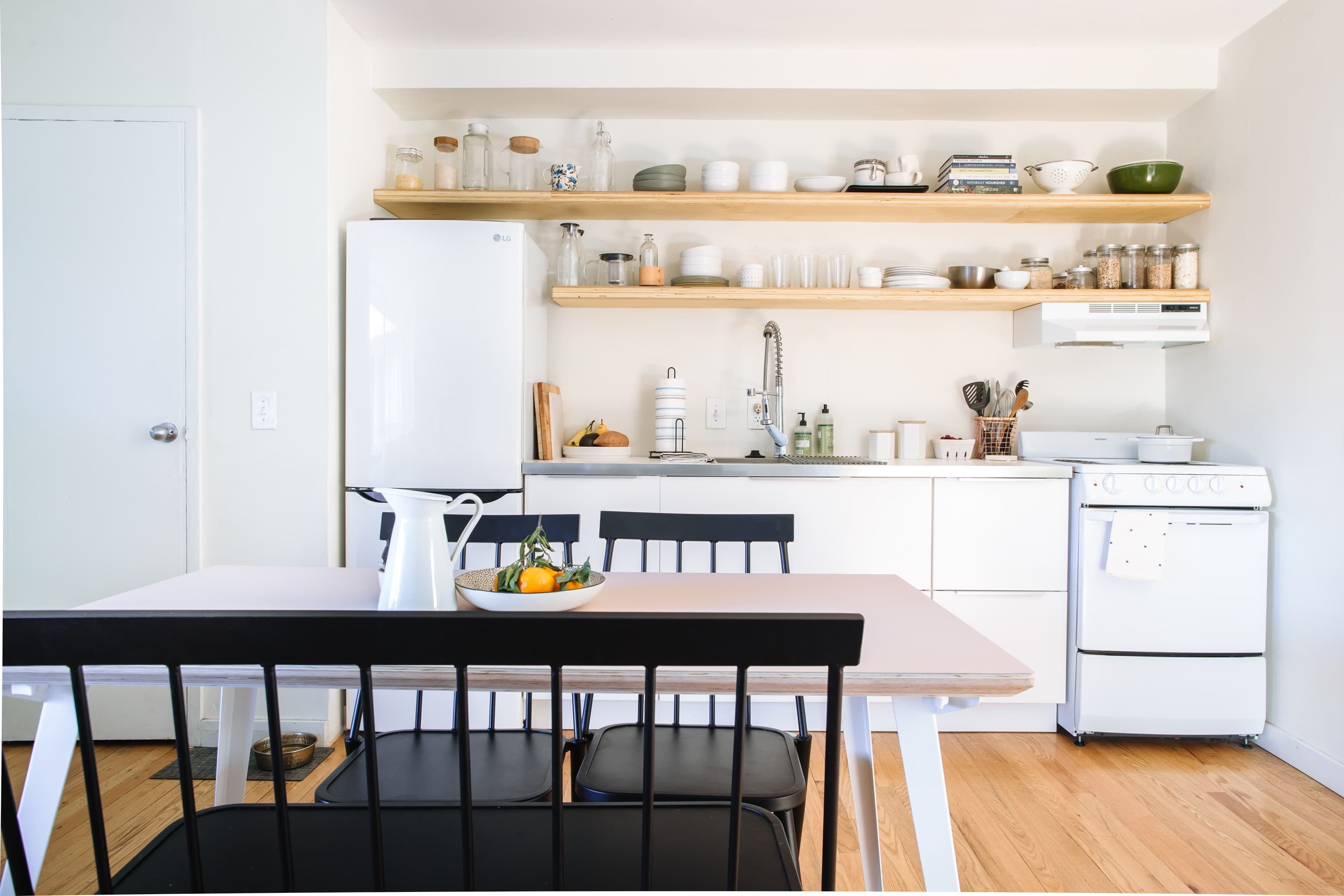Кухня в однокомнатной квартире и дизайн ее интерьера для хрущевки