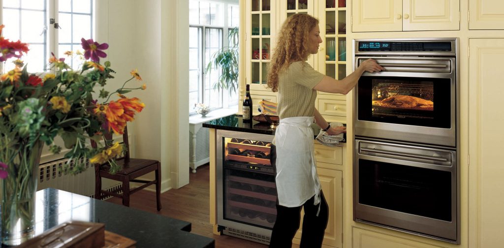 Как выбрать идеальную электрическую духовку: 5 советов от эксперта