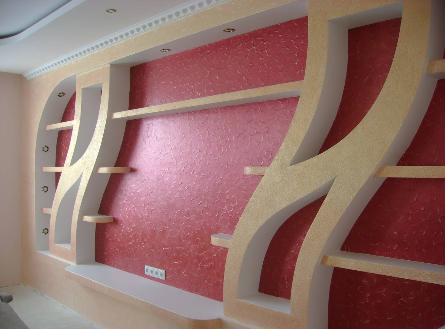 Самые яркие идеи декорирования комнат при помощи гипсокартонных стен