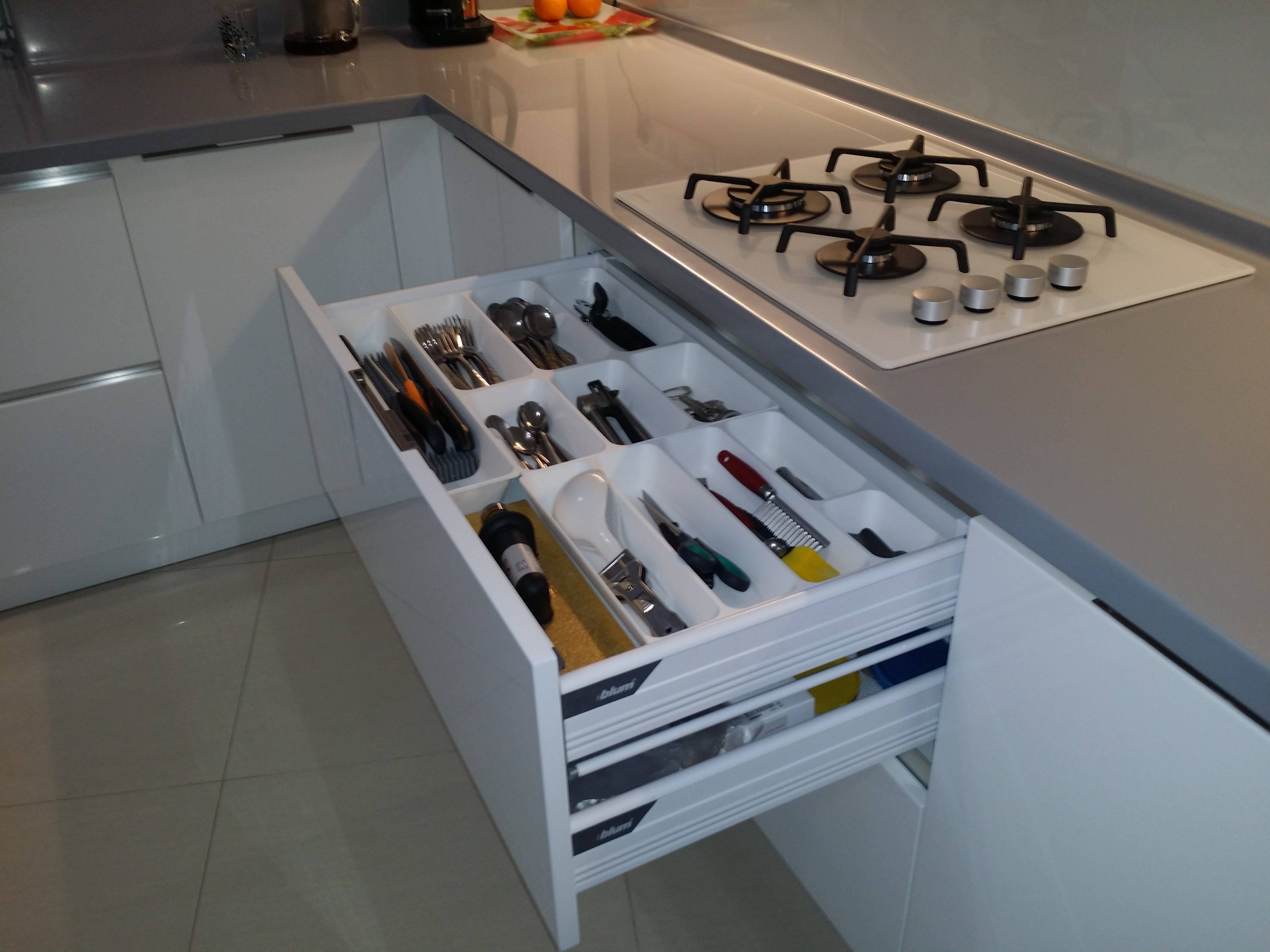 Blum мебельная фурнитура для кухни: установка и регулировка подъемных механизмов