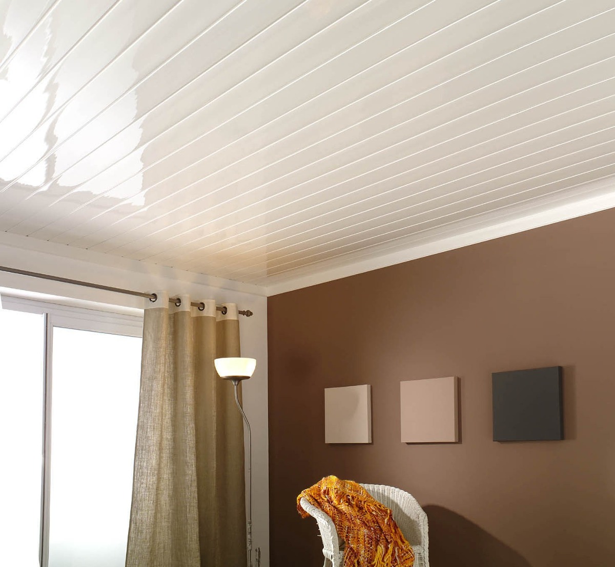 Отделка потолка: варианты оформления потолков в квартире и доме, материалы, виды покрытий (фото)