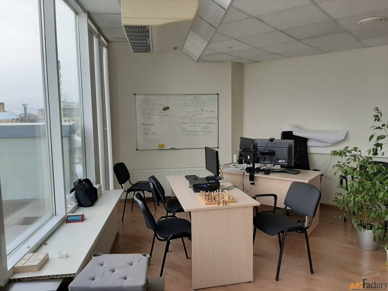 Офис в санкт петербурге