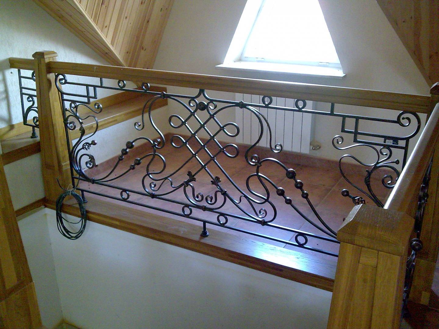 кованые перила для лестниц в доме фото