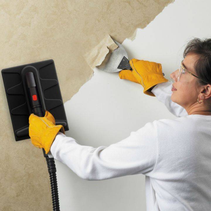 Как легко и быстро убрать старые обои со стены, чем очистить флизелиновые, моющиеся, жидкие и другие с гипсокартона, дерева в домашних условиях?