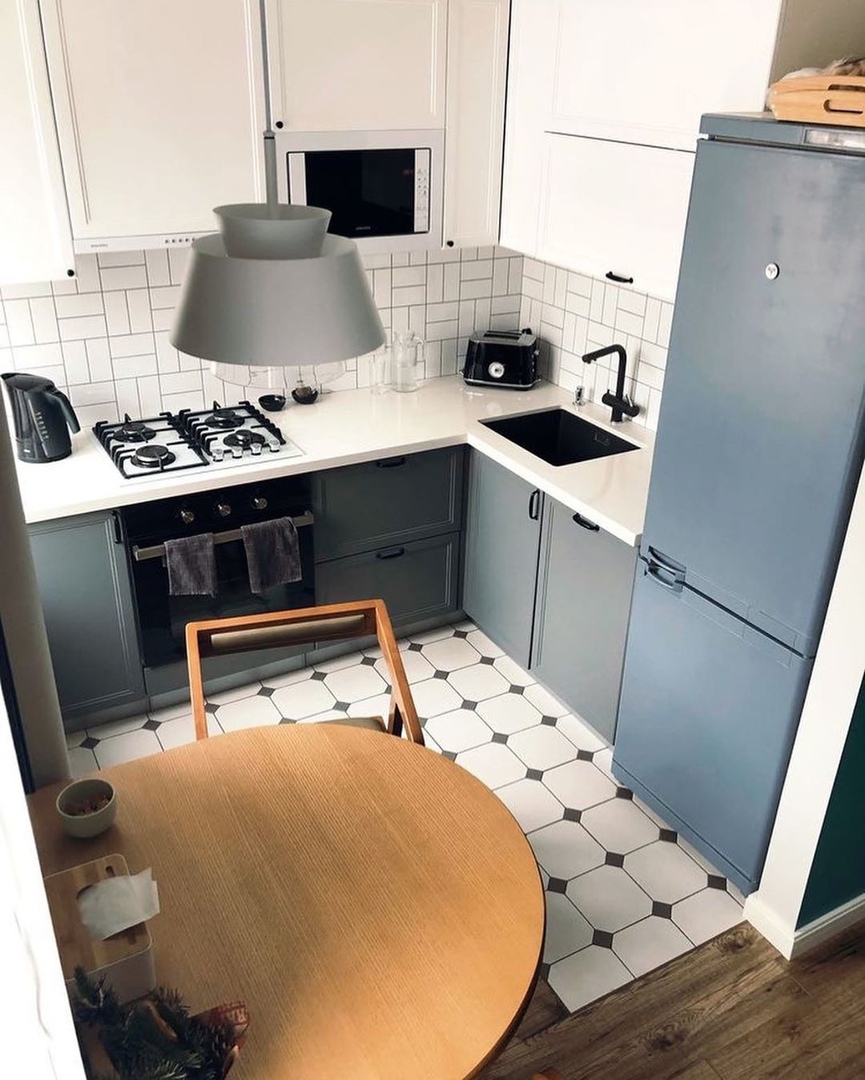 100+ фото современных идей дизайна маленькой кухни 2022 года