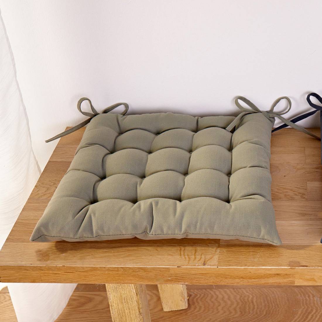 Ортопедическая подушка на стул - как выбрать лучшую, виды