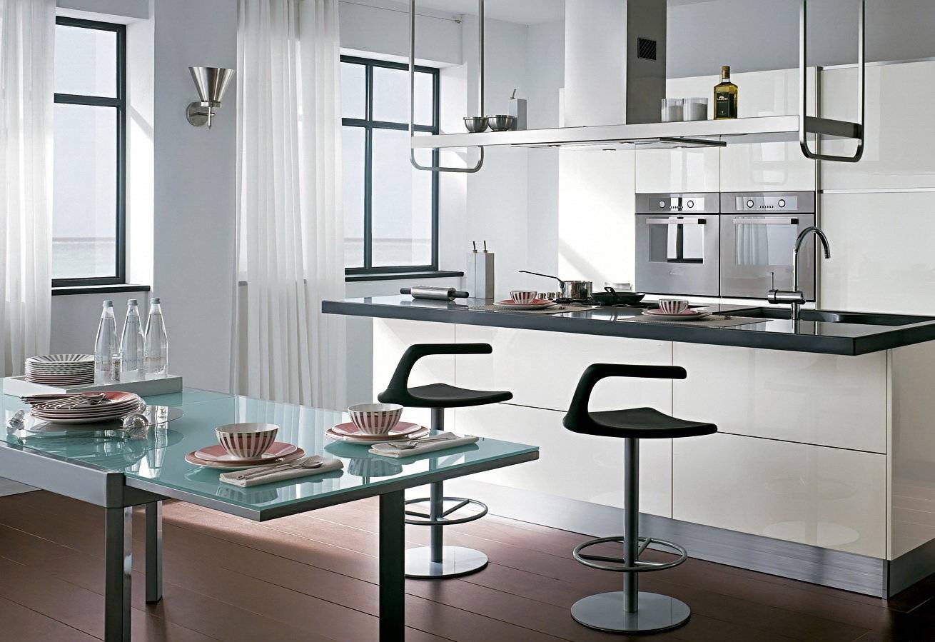Кухня в стиле хай-тек: фото интерьера, дизайн в сочетании с другими направлениями, декорирование