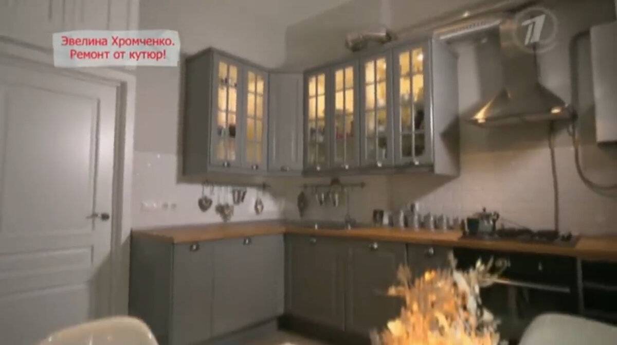 «вместо кухни я бы лучше сделала кабинет»: экскурсия по квартире эвелины хромченко