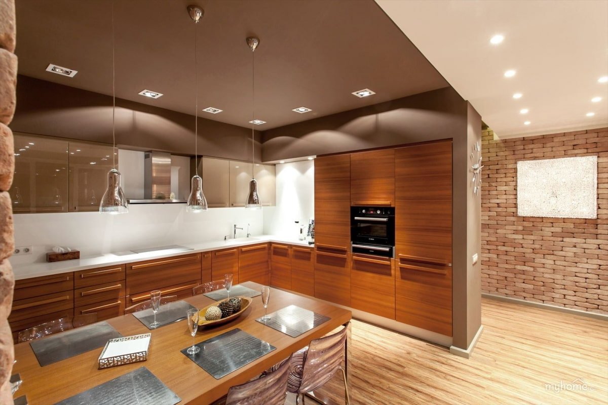 Кухня до потолка: дизайн современной кухни с высокими шкафами и антресолями - 17 фото