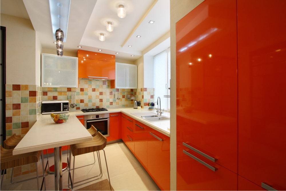 Оранжевая кухня: идеи дизайна и фото интерьера
