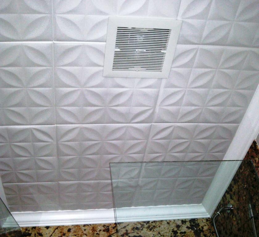Как сделать потолок из пластиковых панелей? 250+ (фото) дизайна своими руками (в ванной/на кухне/в прихожей)