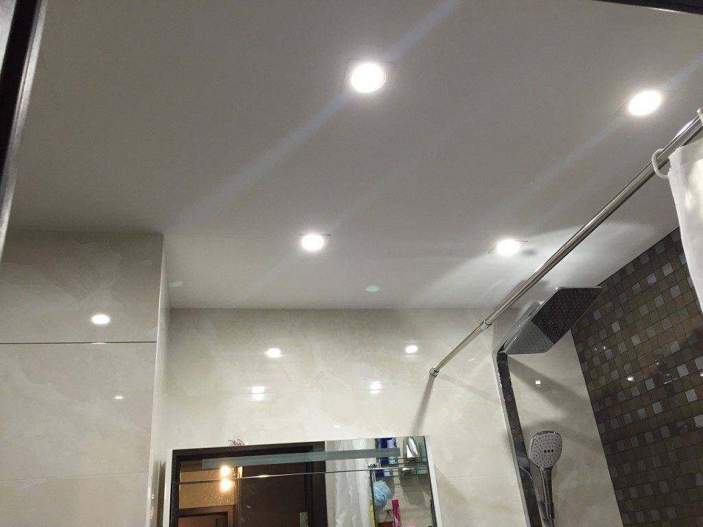 Лампочки в ванную комнату на потолок фото
