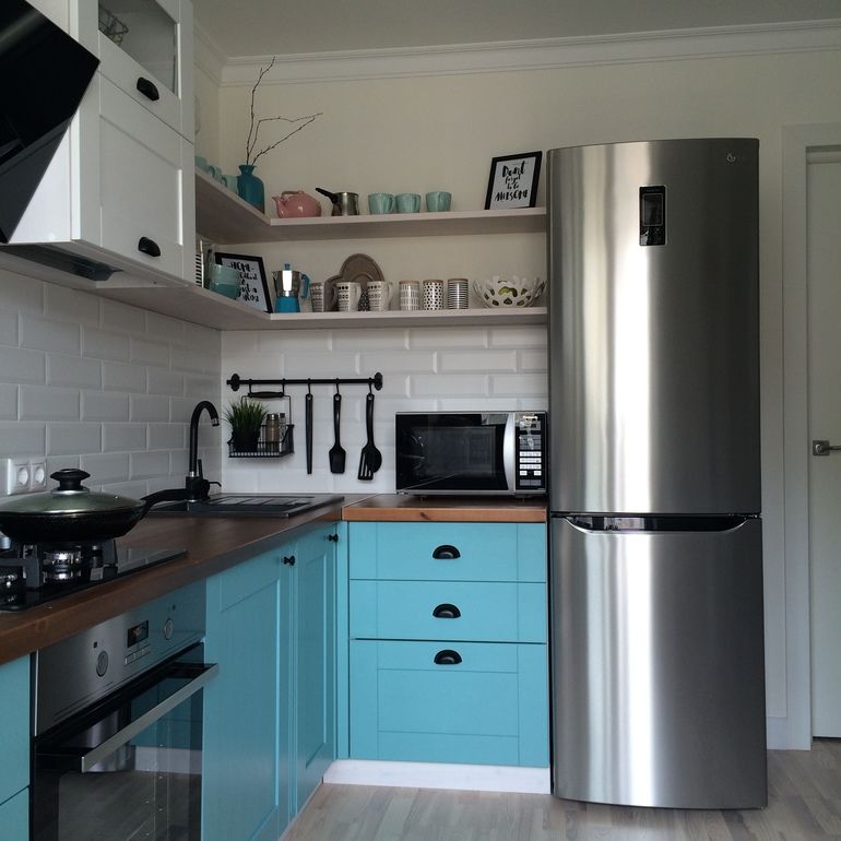 5 мест, куда поставить холодильник на любой кухне: фото, советы, идеи