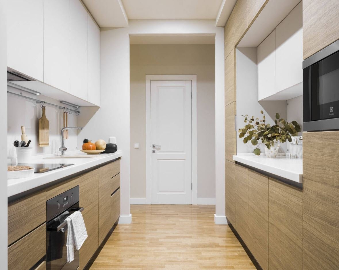 Перенос кухни в жилую комнату, коридор вместе с коммуникациями в 2020 году