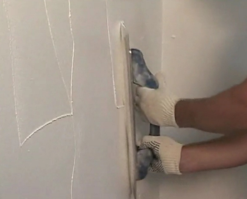 Техника шпаклевки стен под покраску своими руками и видео-уроки