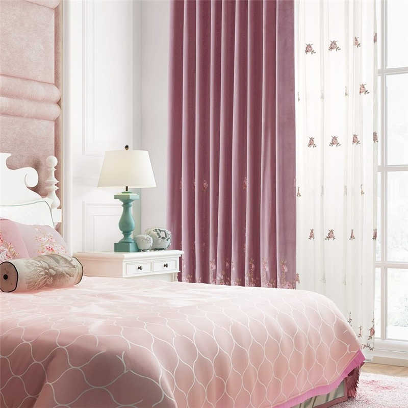 Розовые шторы: правила сочетания, оттенки и применение в интерьере разных комнат