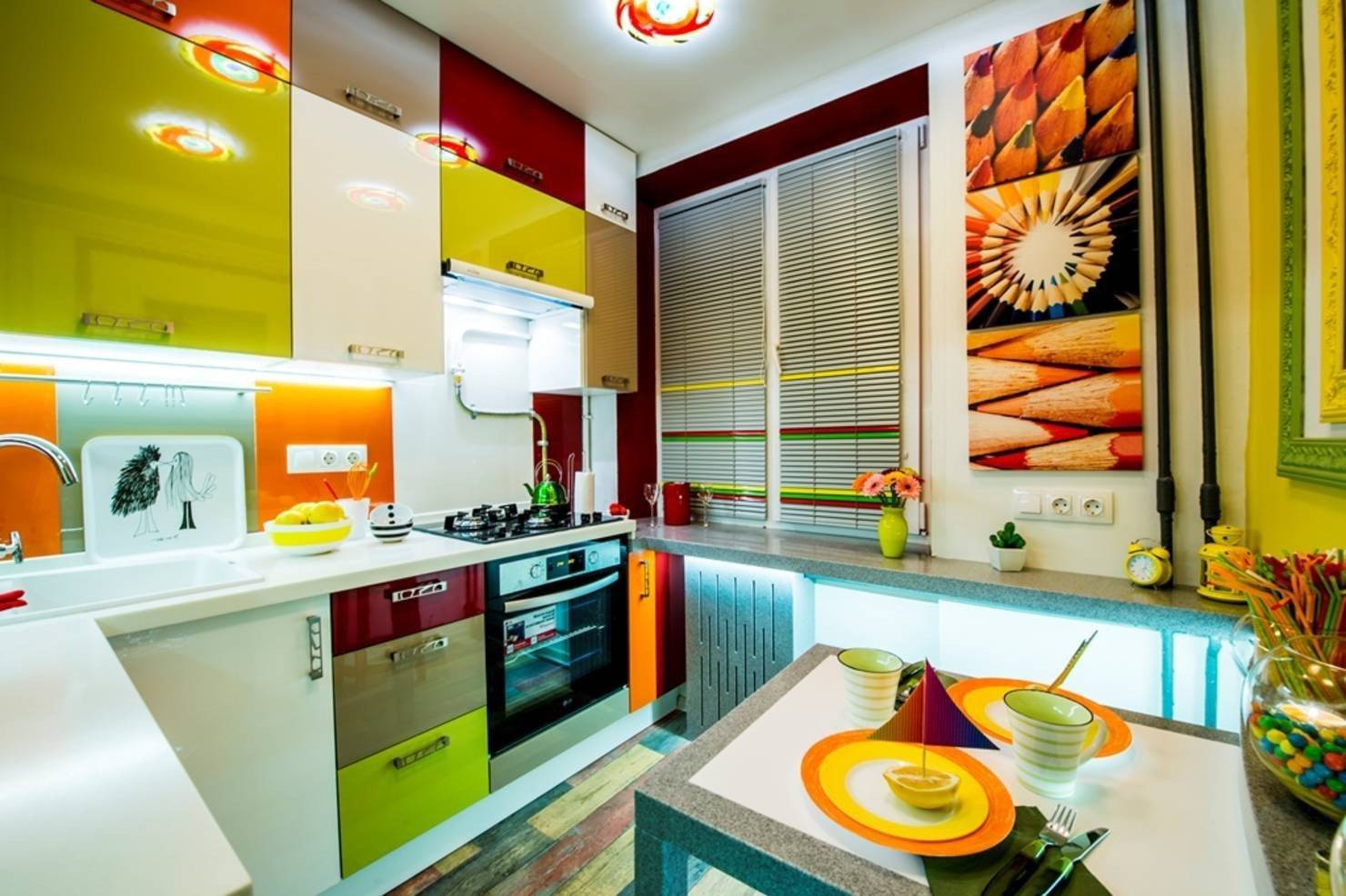 Дизайн кухни в светлых тонах - идеи интерьера (75 фото)