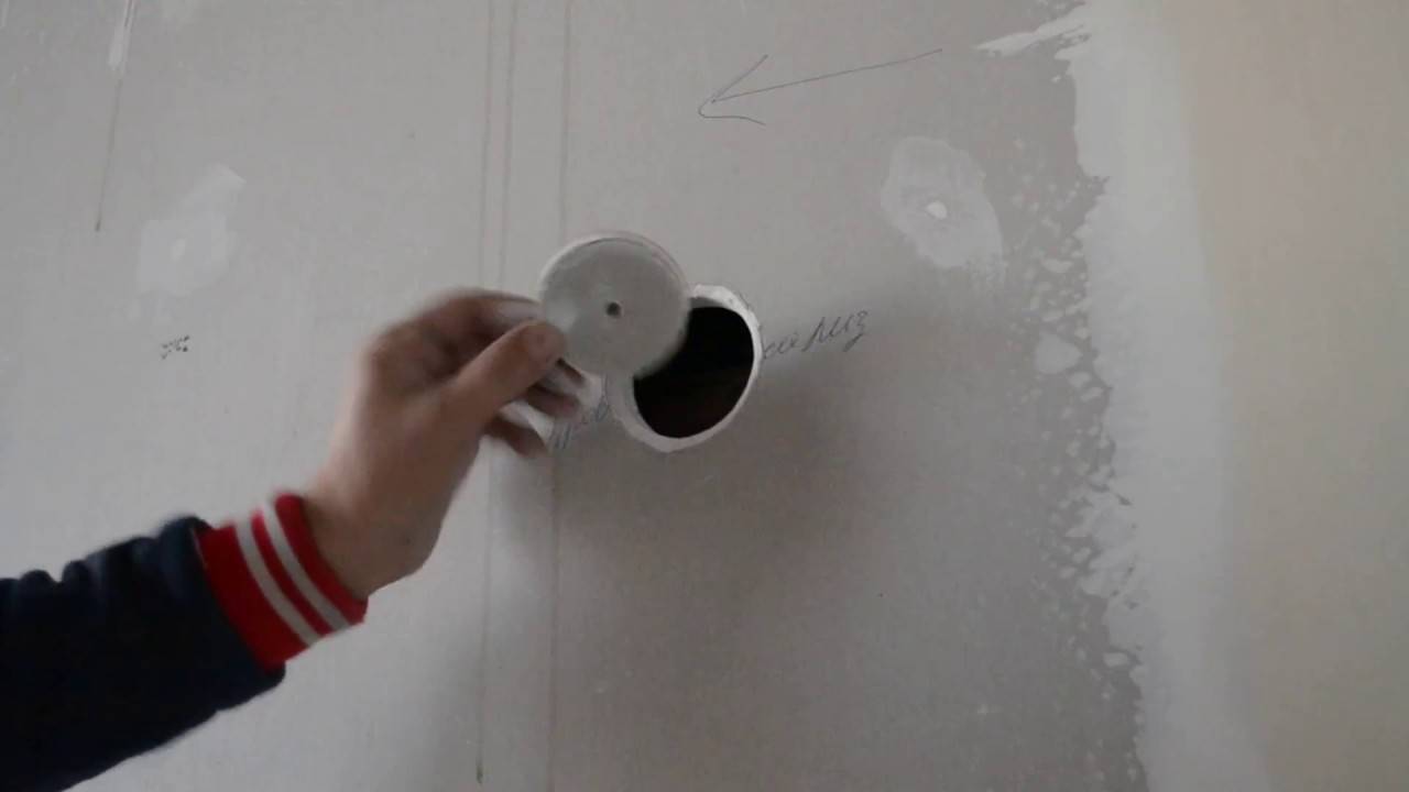 Как заделать дыру в гипсокартоне на стене: чем заделать дырку на конструкции из гипсокартона, как отремонтировать поверхность гипсокартонной стены