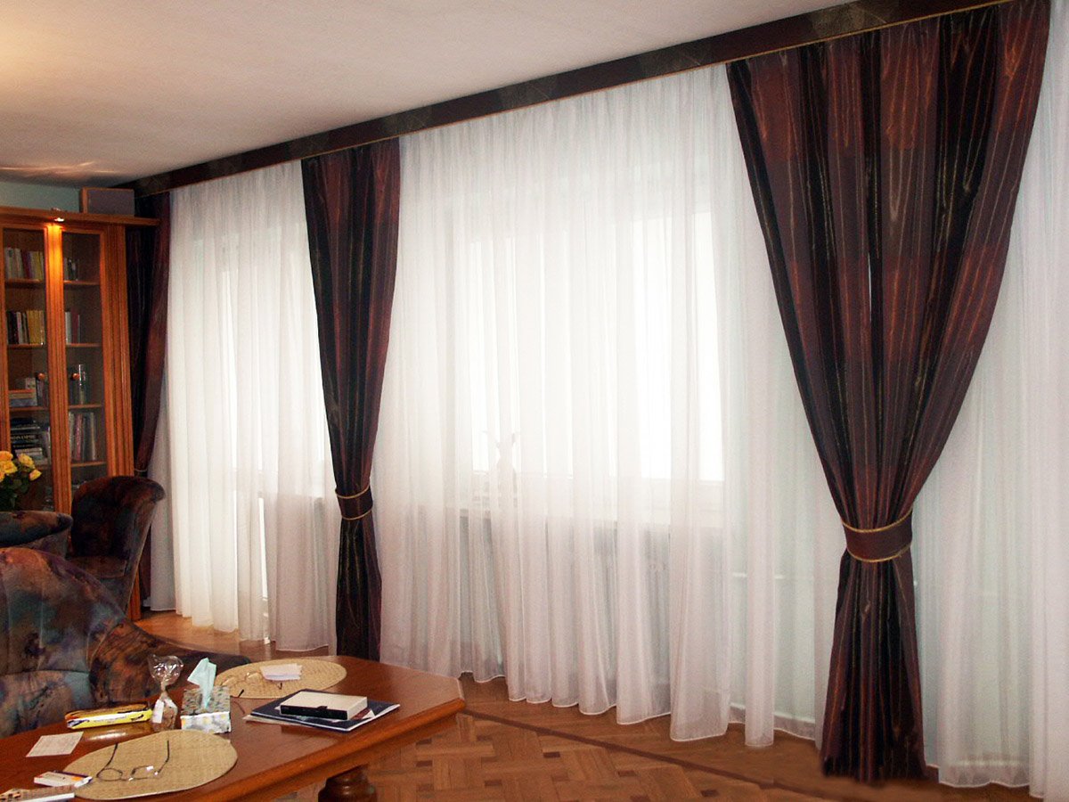 шторы в гостиную в современном стиле на 2 окна