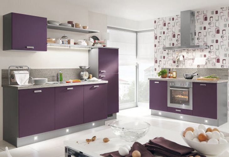 Кухня цвета баклажан: в чем секрет её популярности?