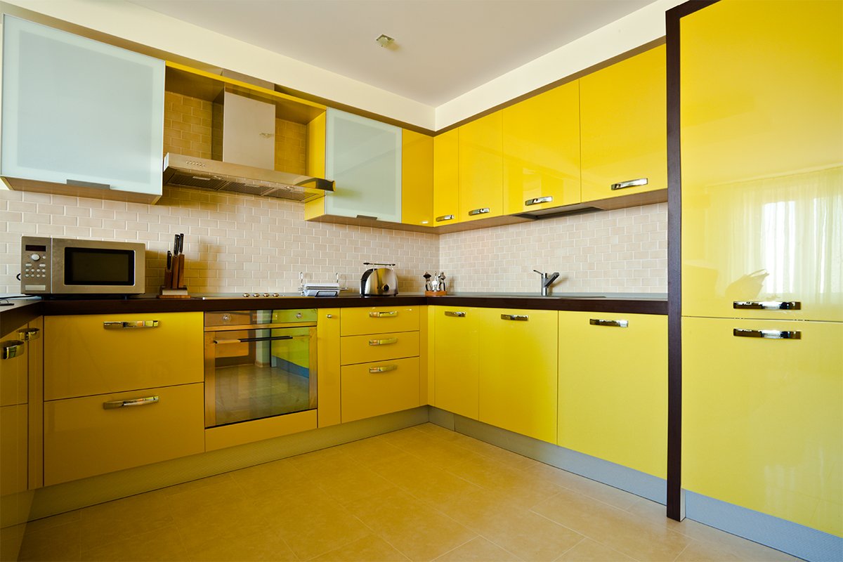 Желтый цвет в интерьере и его сочетания с другими цветами