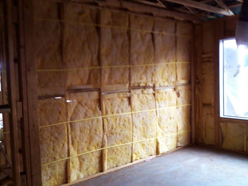 Утеплитель для стен внутри дома на даче — рекомендации по выбору и простая технология монтажа