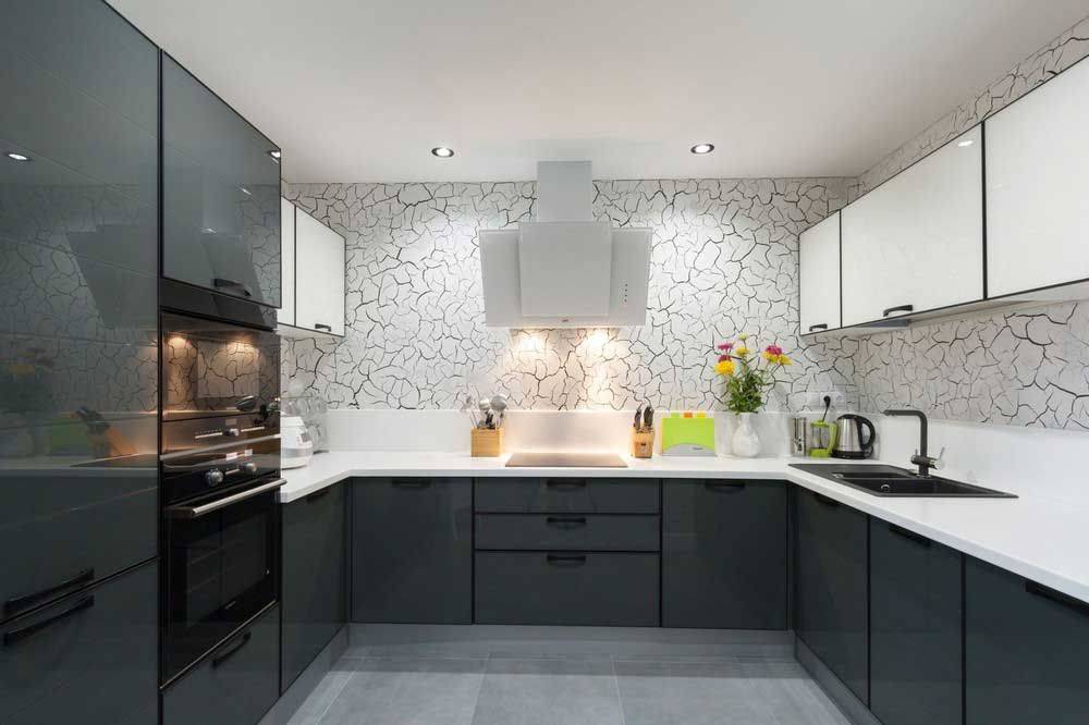 Дизайн кухни 9 кв. м с фото 2022 года: новые тенденции, стили, мебель, обои, потолок, новинки интерьера