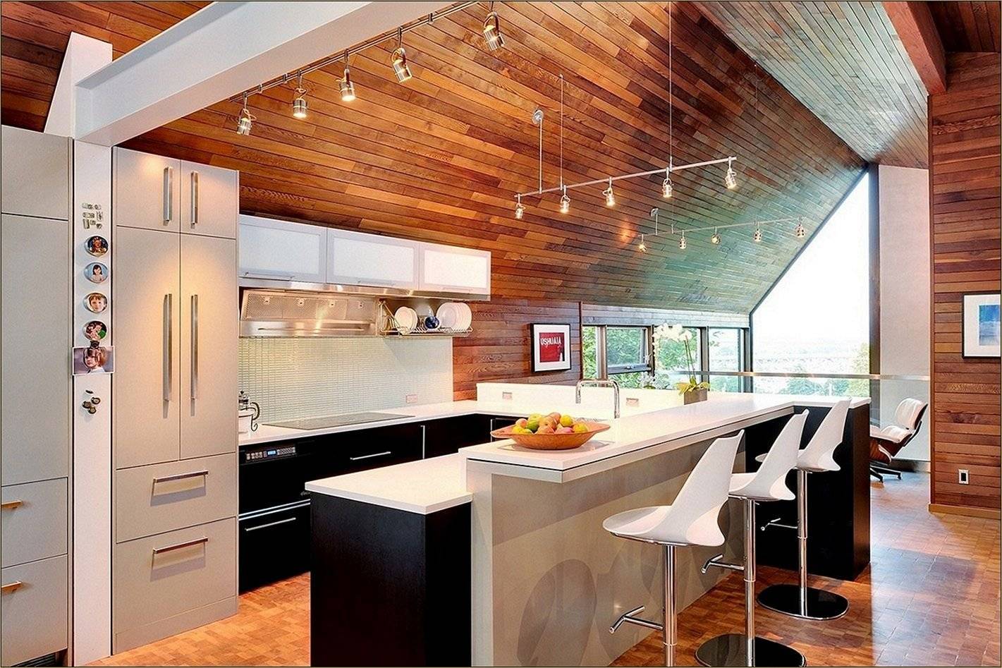 Потолок на кухне: варианты отделки, виды, какой лучше сделать с газовой плитой | дизайн и фото