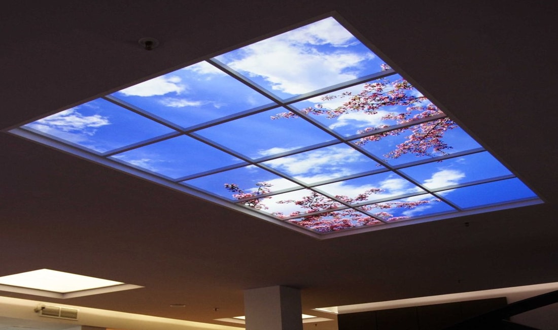 Как сделать стеклянные потолки с подсветкой, преимущества прозрачных конструкций, фото и видео примеры — читаем все нюансы