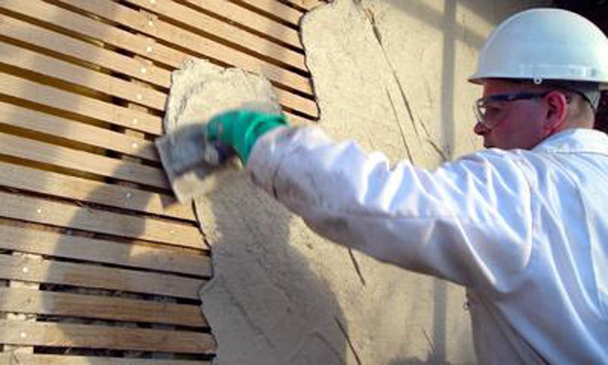 Как оштукатурить деревянную стену своими руками: пошаговая инструкция, видео