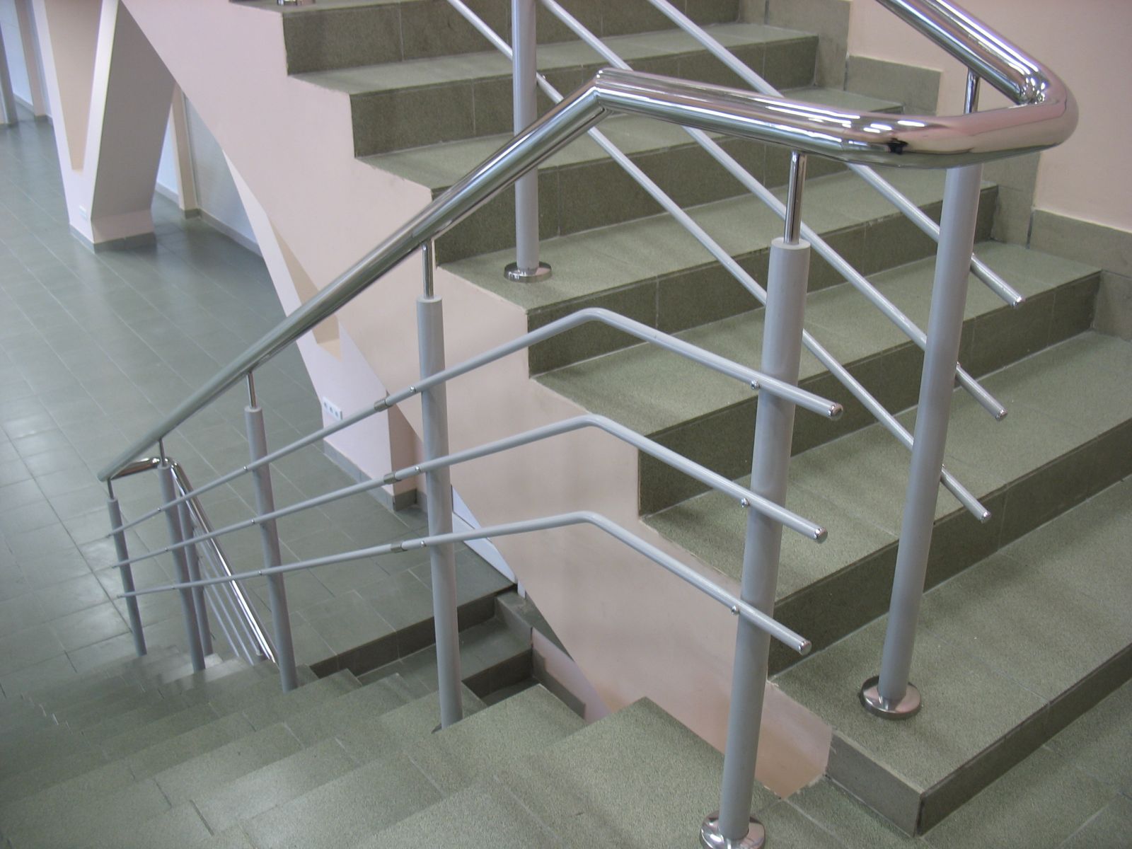 Ограждение лестниц из нержавеющей стали: металлические для общественных .