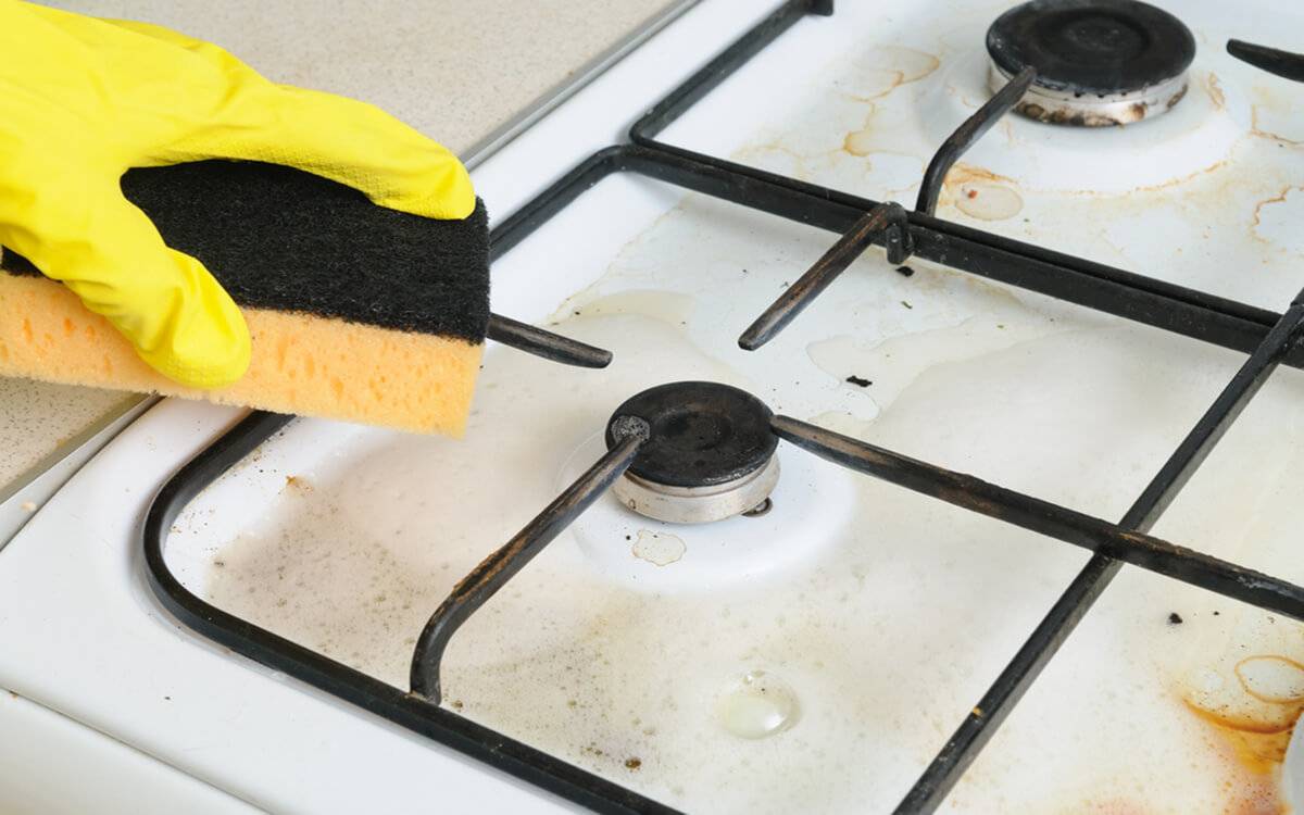 Средства и способы очищения кухонных плит от загрязнений