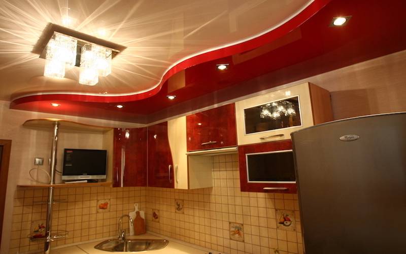 Потолок из гипсокартона на кухн: плюсы и минусы
