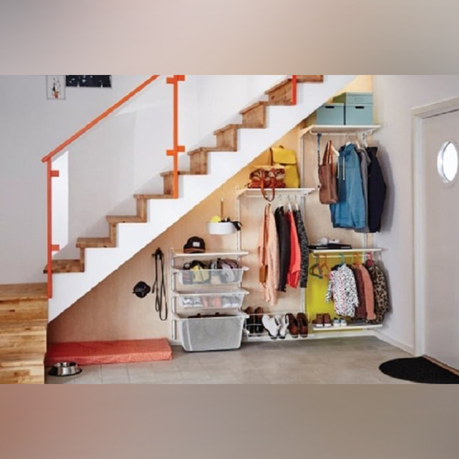 Дизайн пространства под лестницей: 77 фото подлестничного оформления