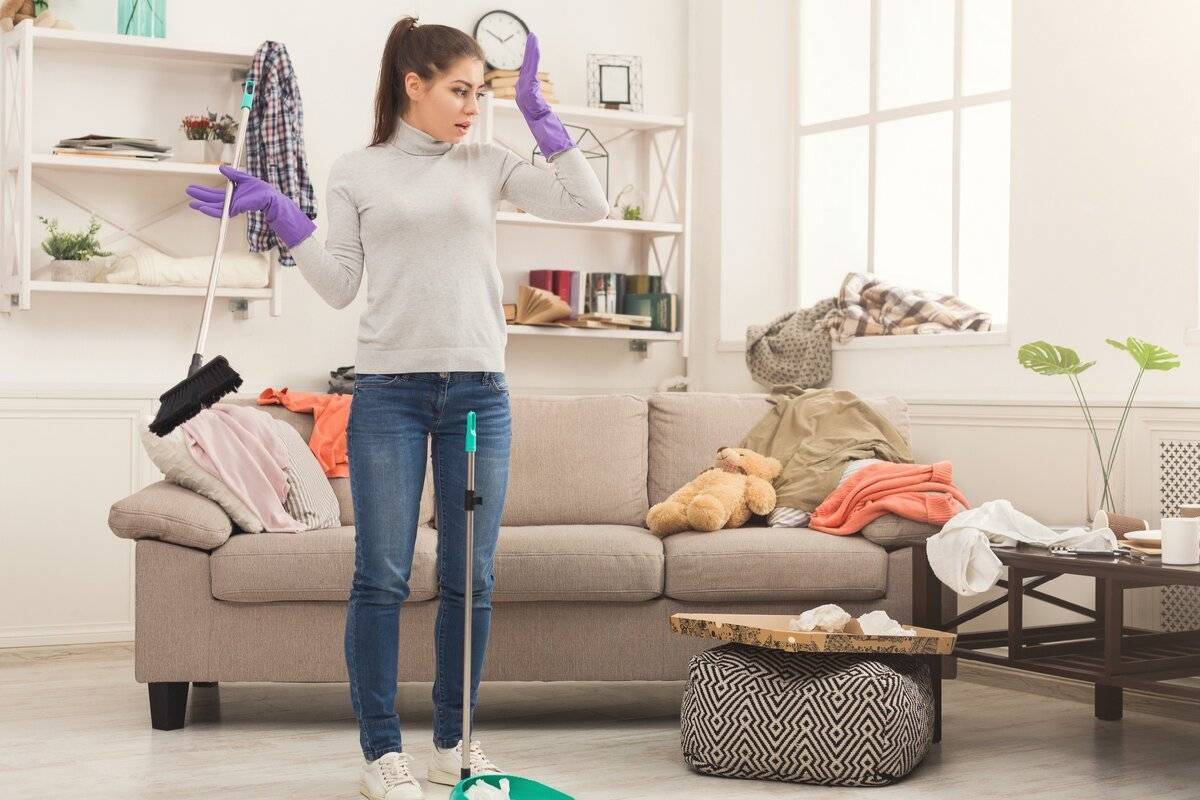 Как убрать комнату: правила и алгоритм уборки, как правильно настроиться и где можно найти мотивацию, чтобы навести порядок и чистоту до блеска