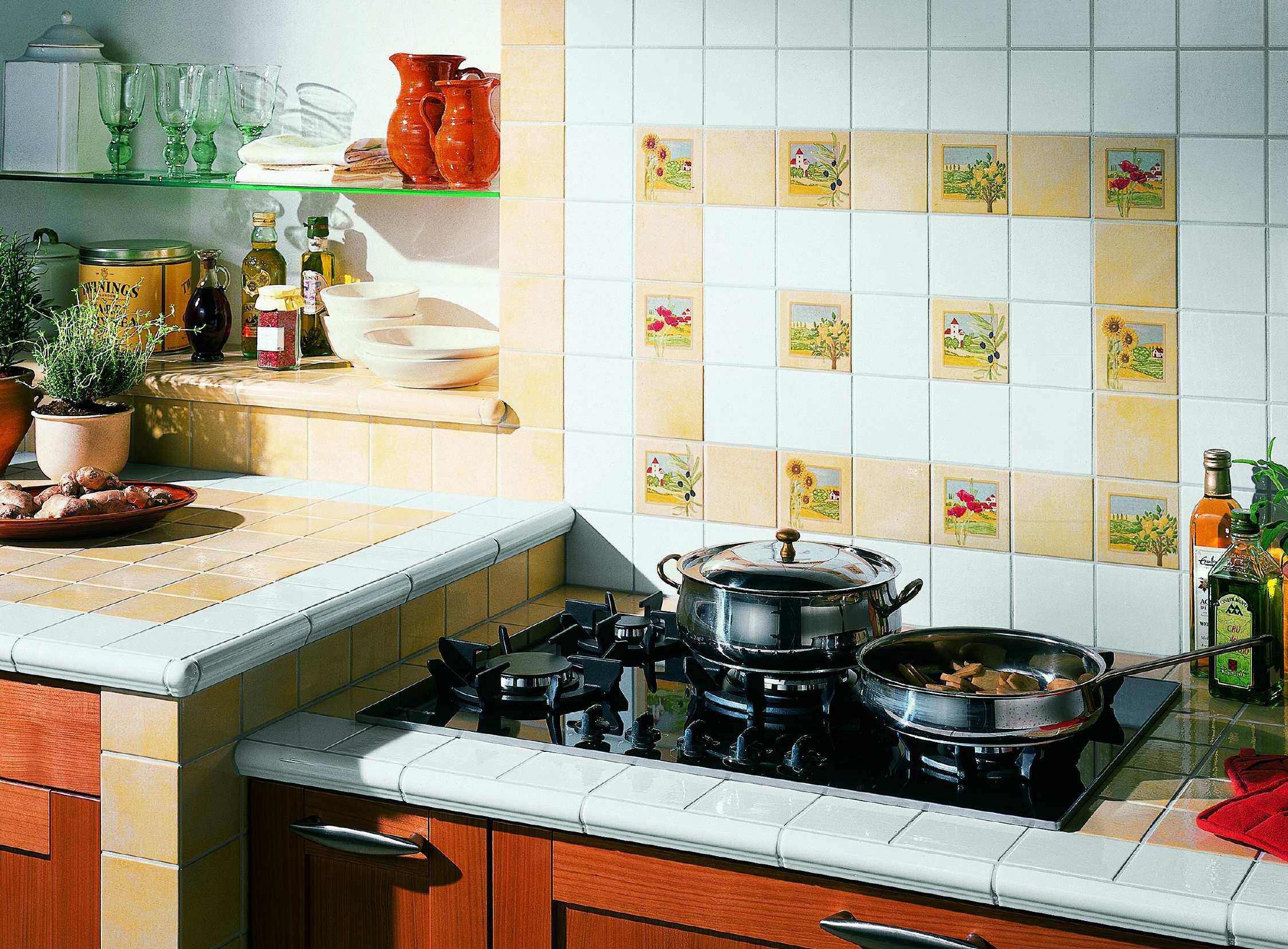 Плитка на стенах кухни - особенность кладки плитки. разновидности техник и узоров. плитка под дерево, камень, кирпич. требования к кухонной плитке (фото + видео)