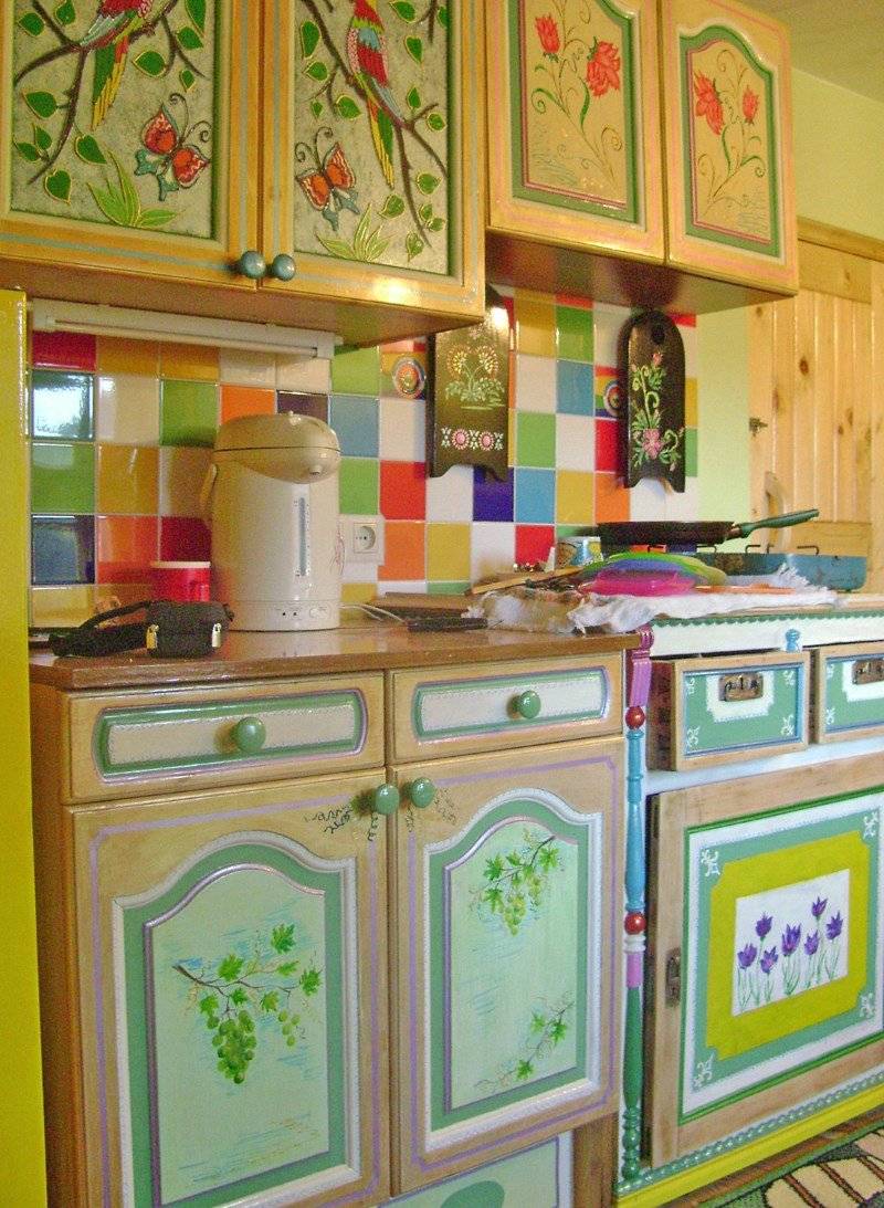 покраска шкафов на кухне