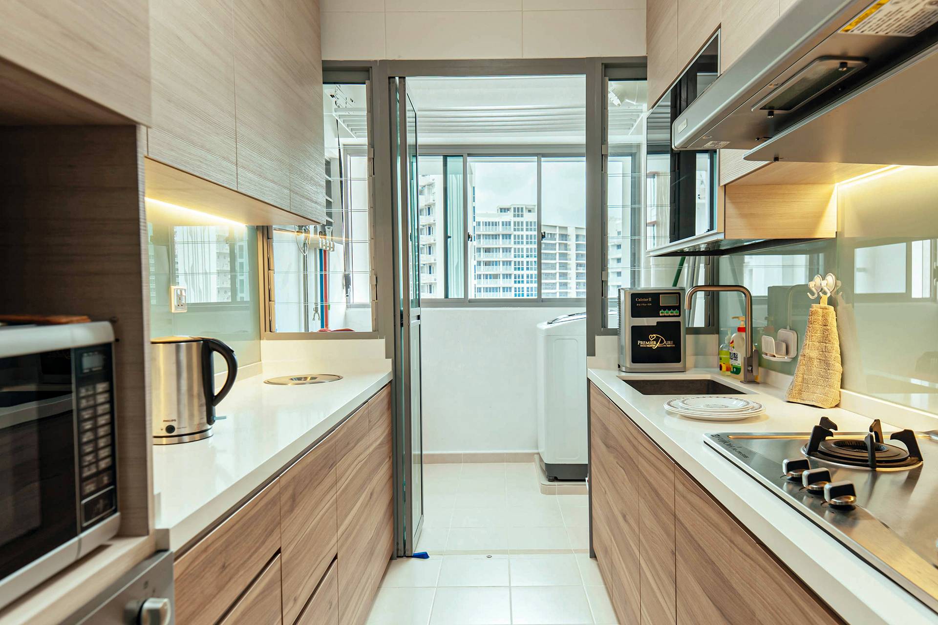 Кухня-гостиная 30 кв. м.: дизайн интерьеров, зонирование, 50 фото идей