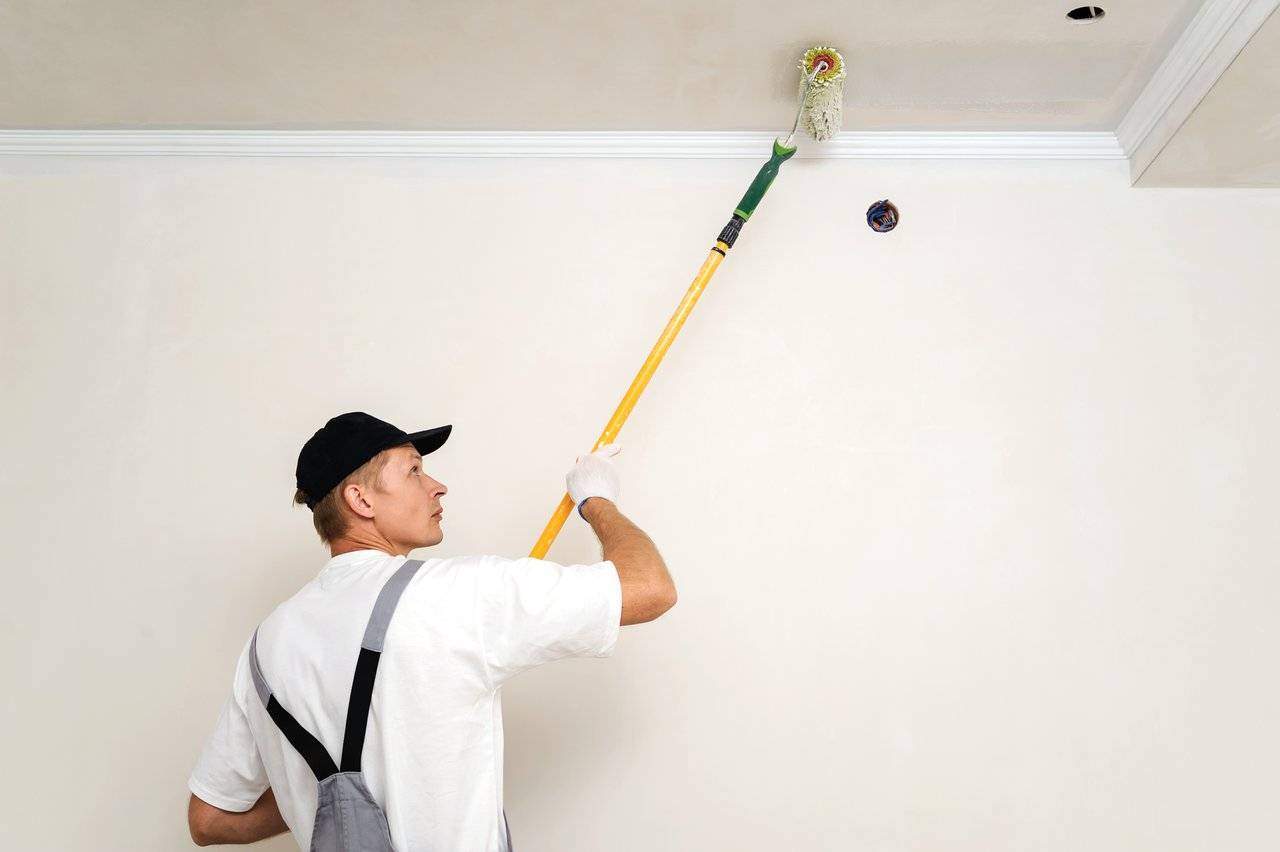 Как покрасить потолок из гипсокартона: чем красить, чем отделать, отделка, чем покрыть своими руками, как перекрасить, покраска