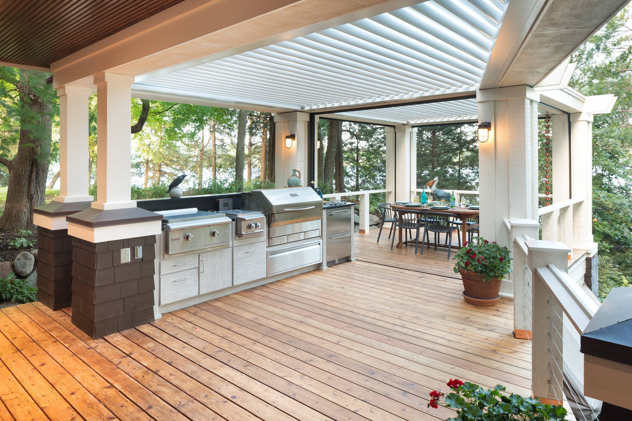 Летняя кухня с террасой под одной крышей: проекты с верандой своими руками, стильная столовая с выходом на даче, дачные кухни