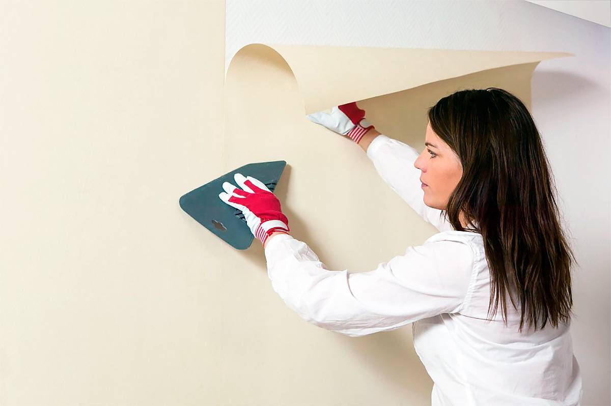 Поклеить обои или просто покрасить стены - что лучше?