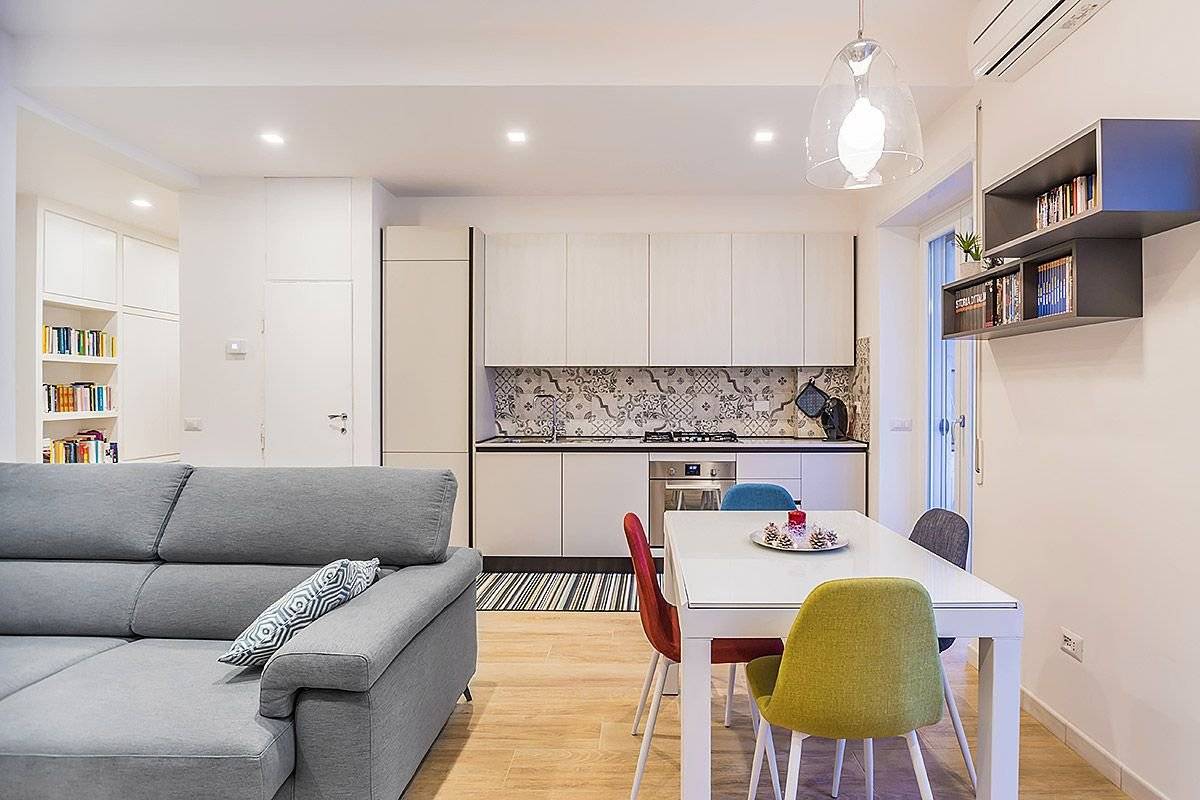 Кухня-гостиная 16 кв. м с диваном: дизайн, фото с зонированием, интерьер, совмещение, планировка, как обставить, проекты