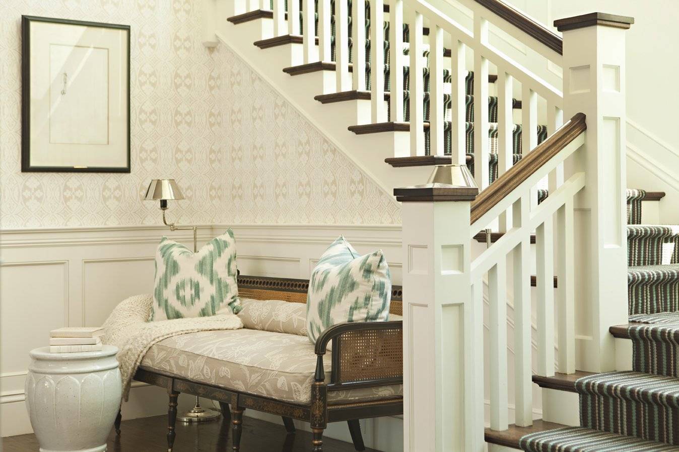 Лестница в стиле лофт в интерьере частного (загородного) дома: варианты дизайна и оформления, фото