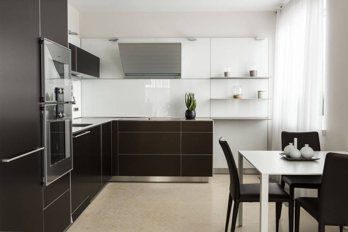 Идеальный дизайн кухни 9 кв. м: советы, фото интерьера