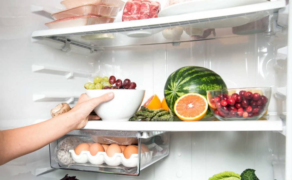 30 продуктов, которые не стоит хранить в холодильнике