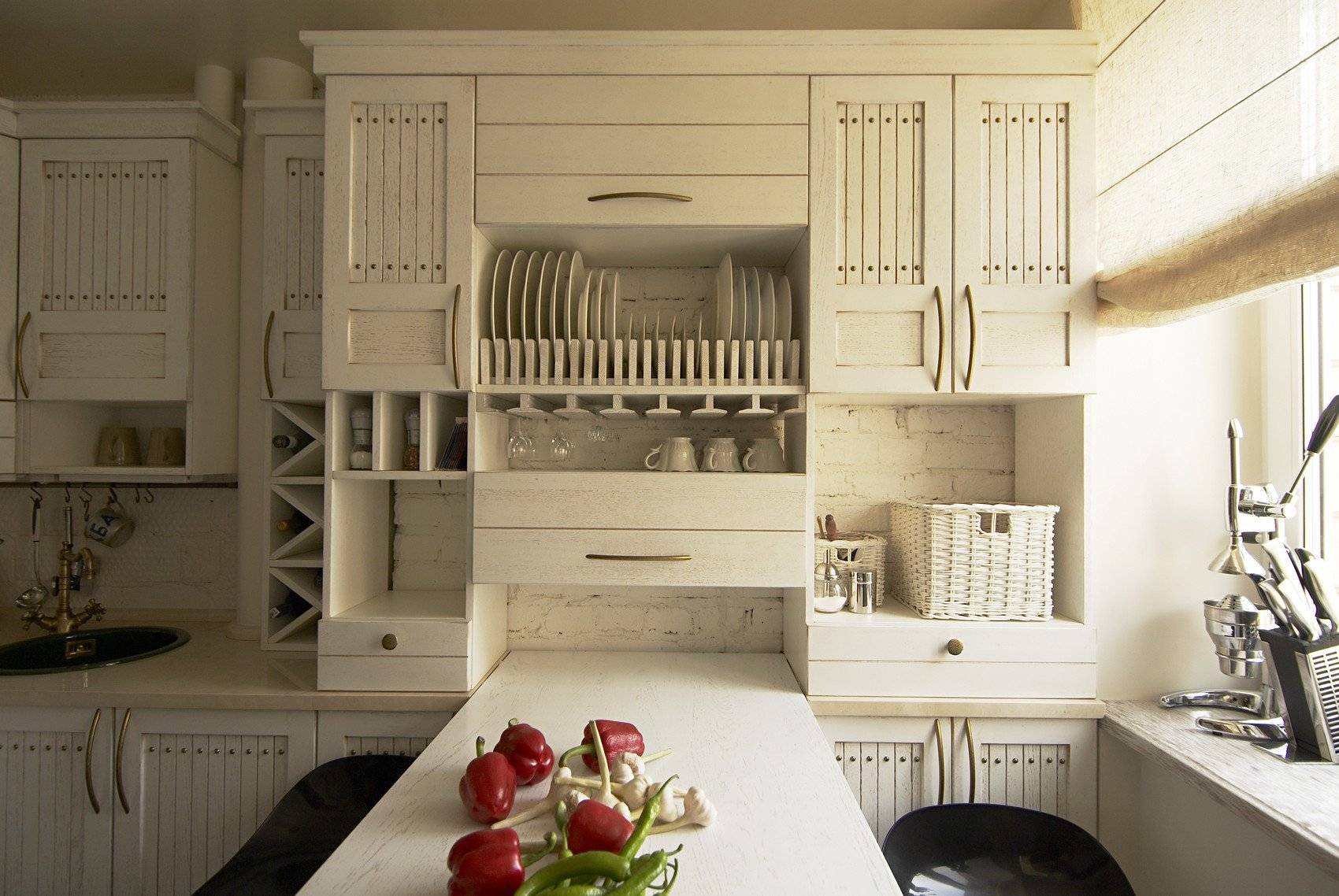 Кухня маленького размера дизайн фото
